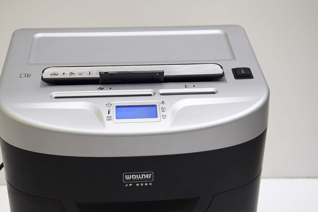 Niszczarka biurowa Wallner JP 826C, DIN 3, szer. 240 mm